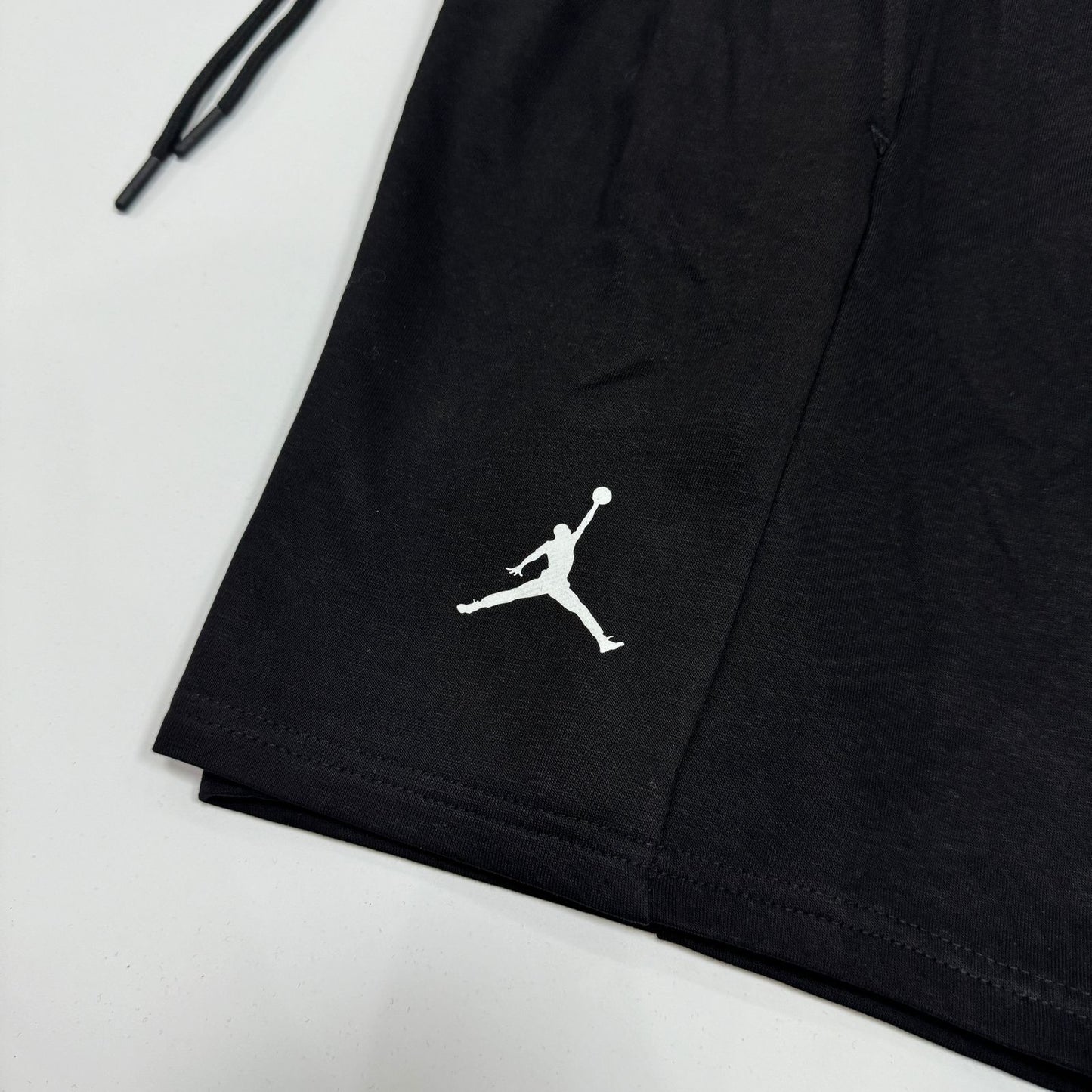 SHORT JORDAN MOLETOM