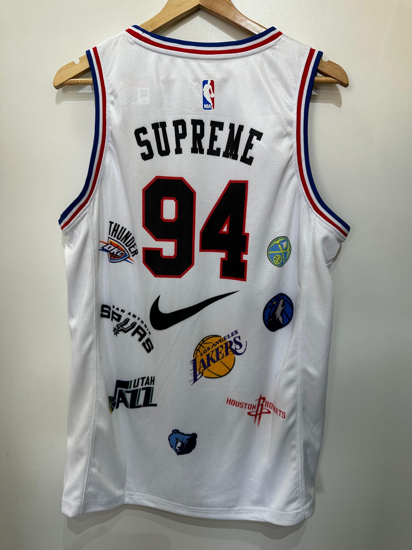 REGATA SUPREME X NIKE -WHITE