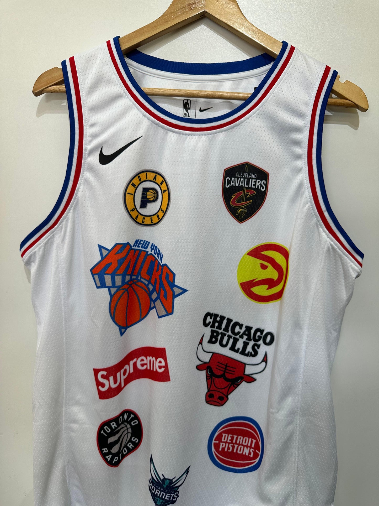 REGATA SUPREME X NIKE -WHITE