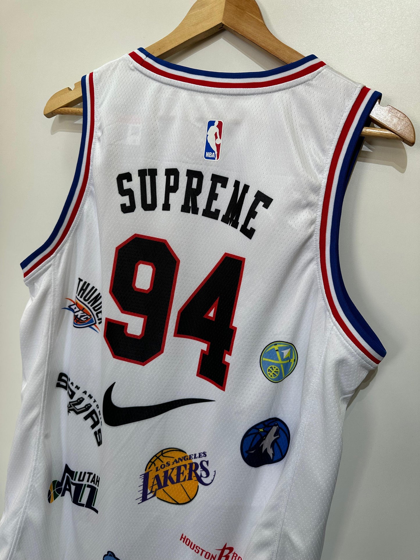 REGATA SUPREME X NIKE -WHITE