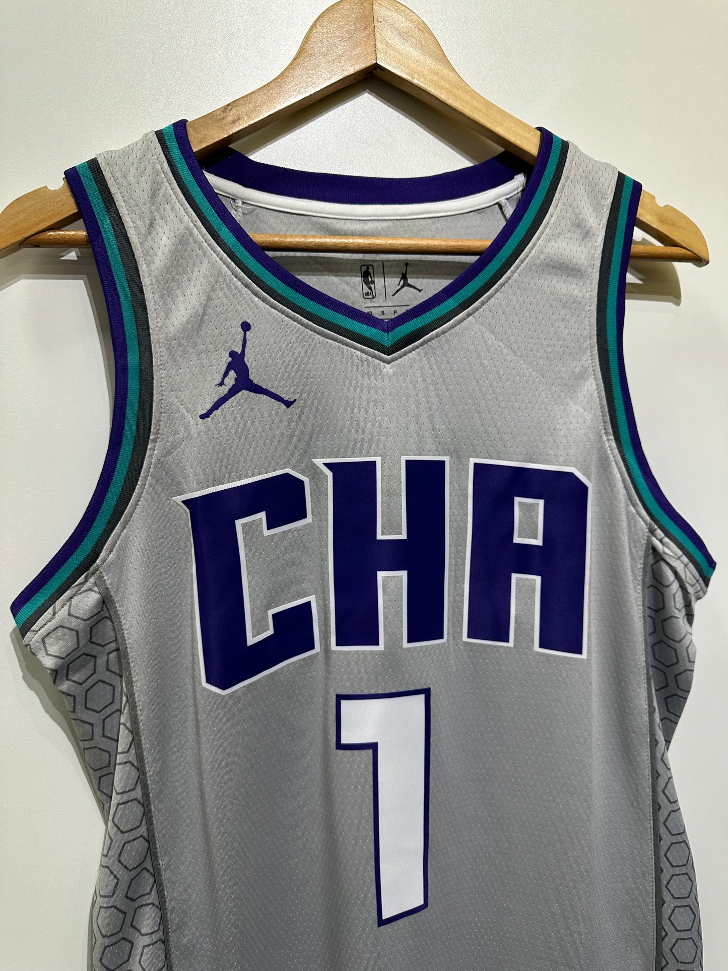 REGATA NBA CHARLOTTE HORNETS