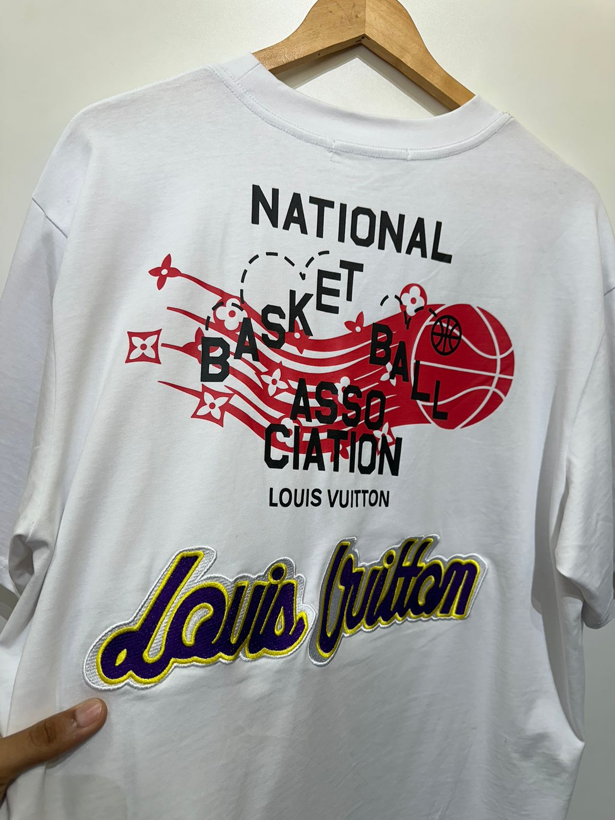 T-SHIRT LOUIS VUITTON X NBA